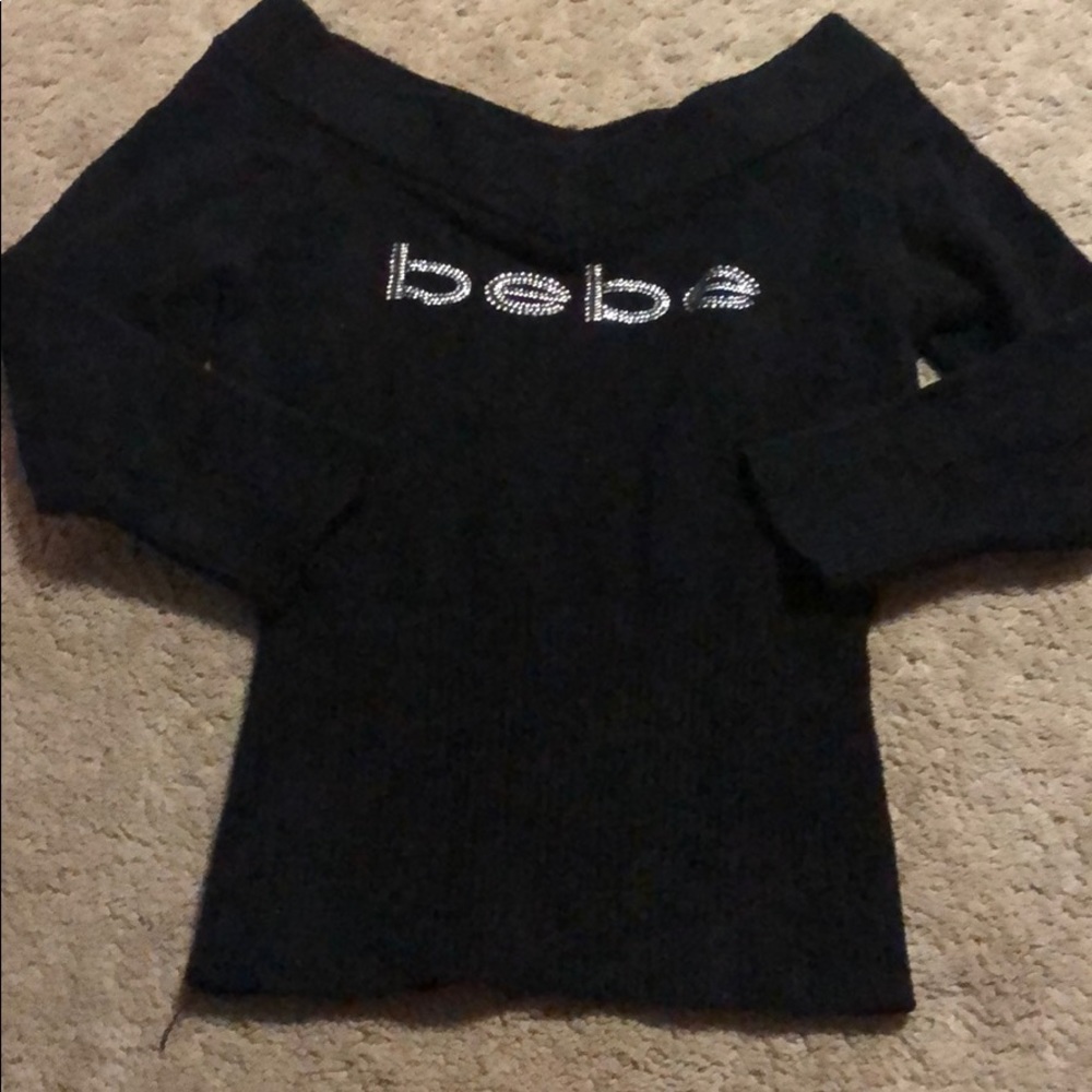 V neck Bebe sweater